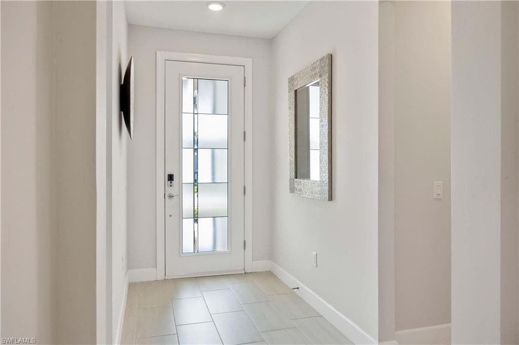 6699 Pennyroyal DR, NAPLES FL 34114-4