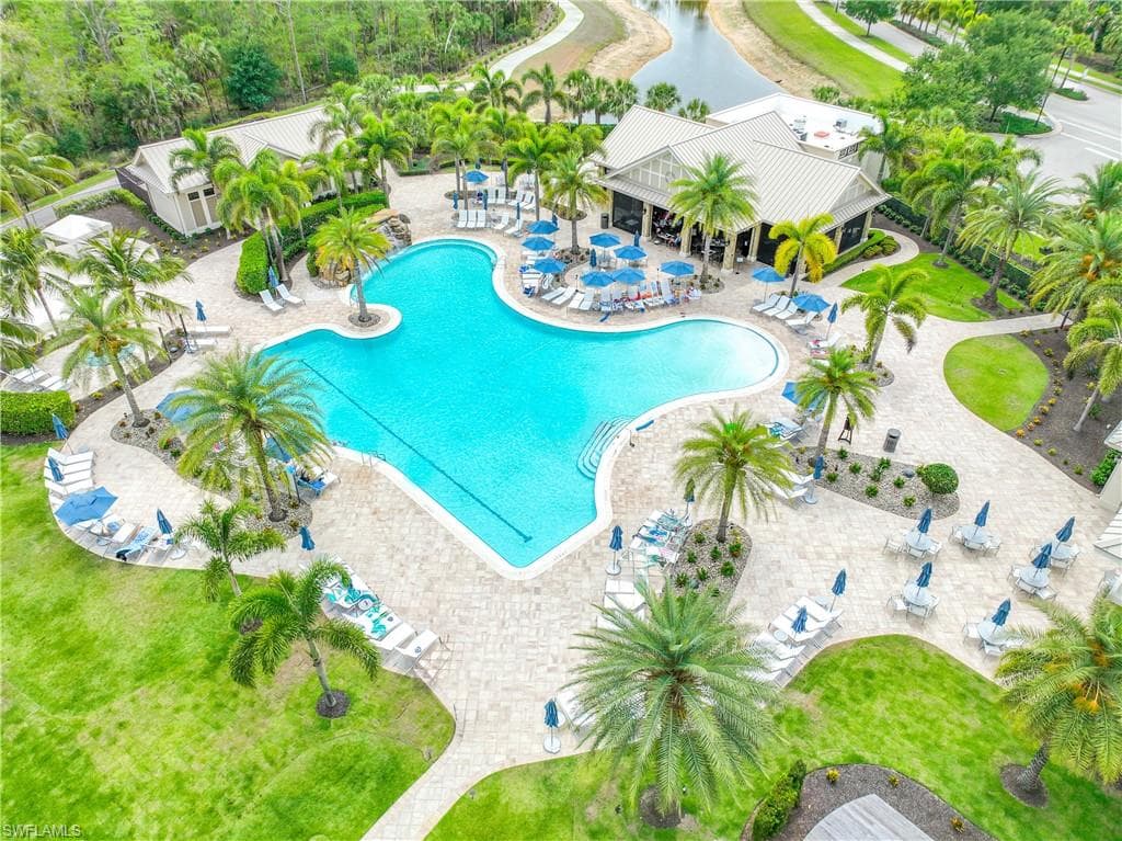 6699 Pennyroyal DR, NAPLES FL 34114-38