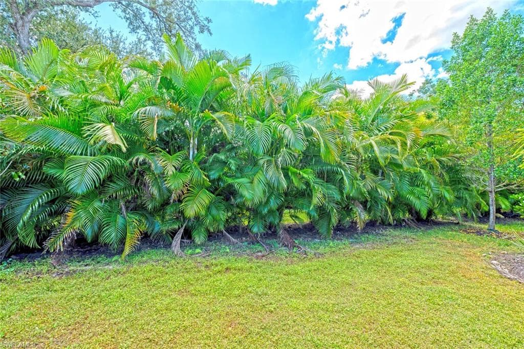 388 GRACE BAY LN, NAPLES FL 34114-23