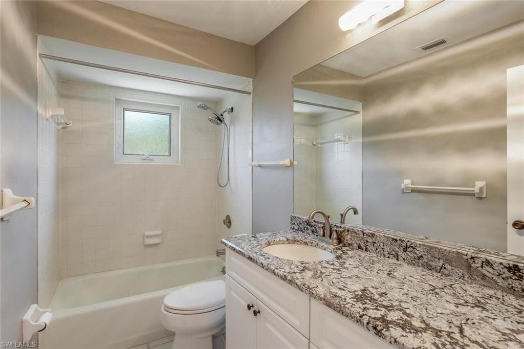 2164 Leisure LN, FORT MYERS FL 33907-15