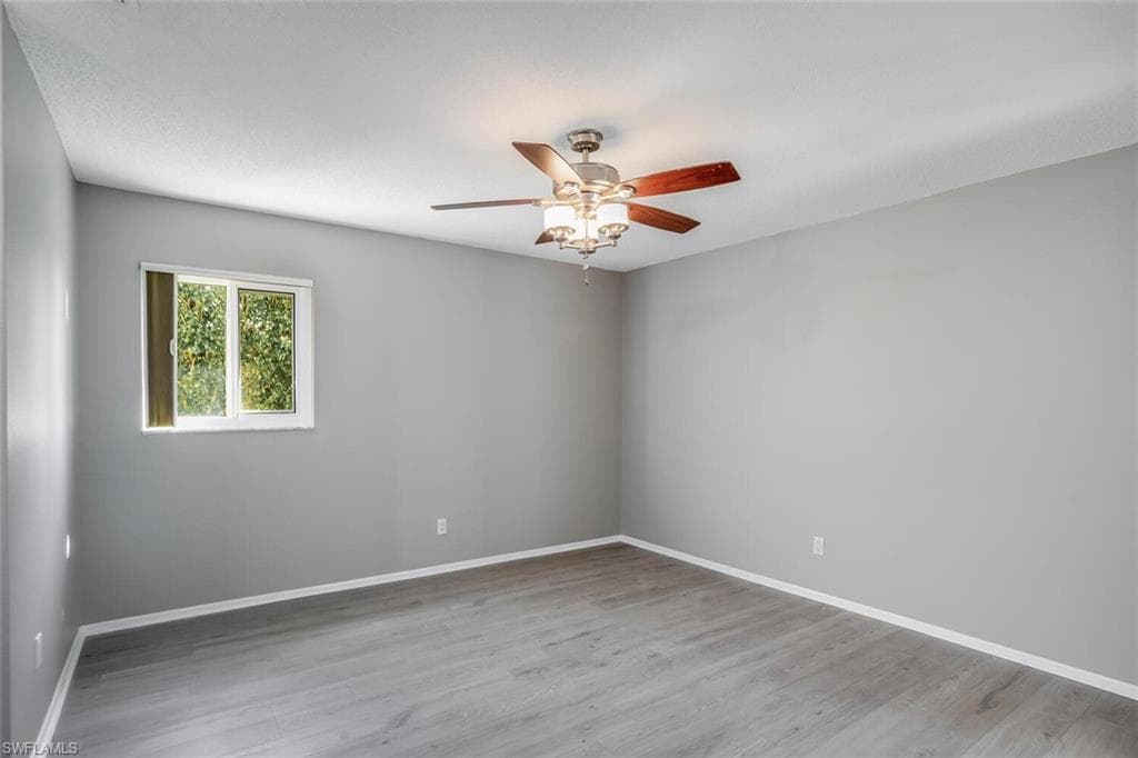 2164 Leisure LN, FORT MYERS FL 33907-8