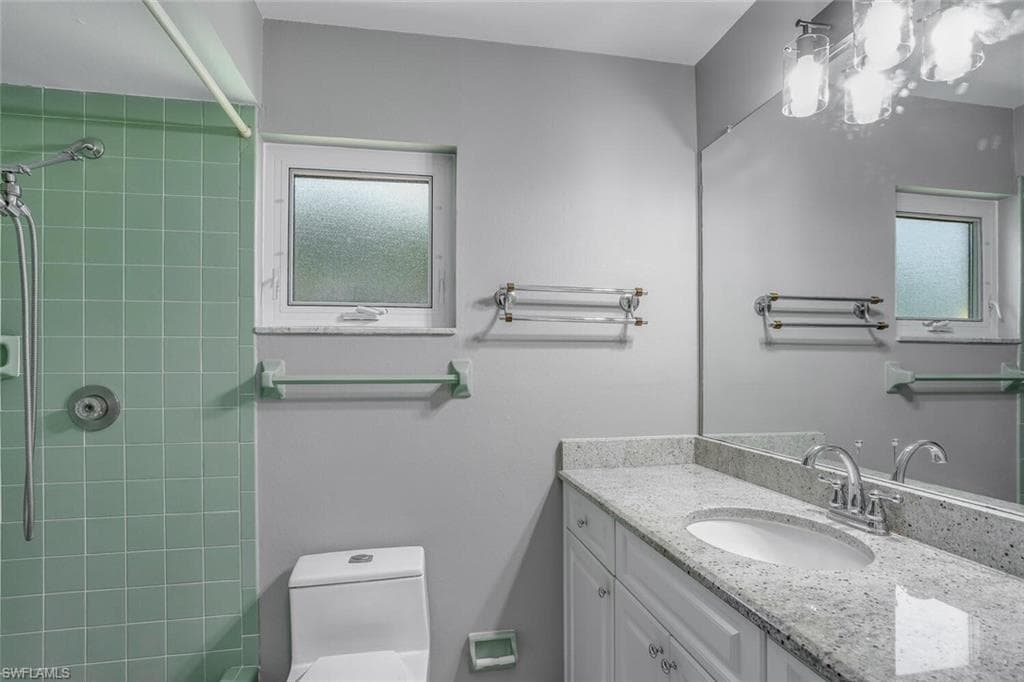 2164 Leisure LN, FORT MYERS FL 33907-13