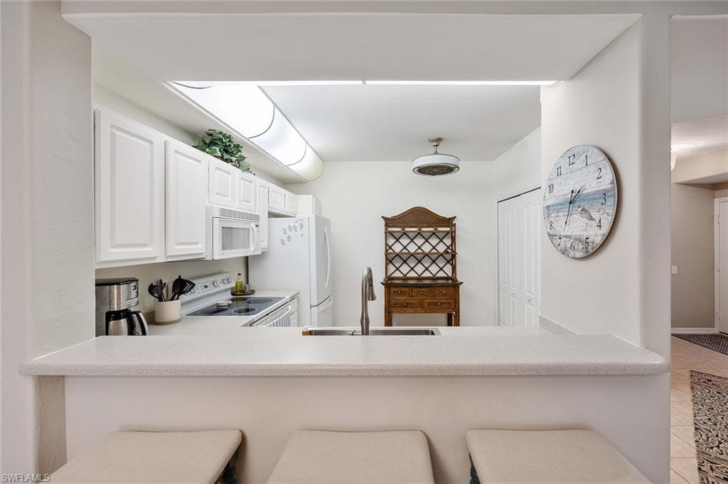 23526 Sandycreek TER # 304, ESTERO FL 34135-11