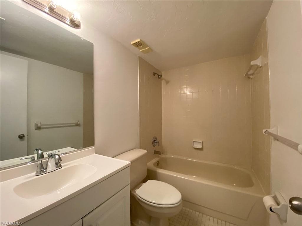28130 Pine Haven WAY # 21, BONITA SPRINGS FL 34135-6