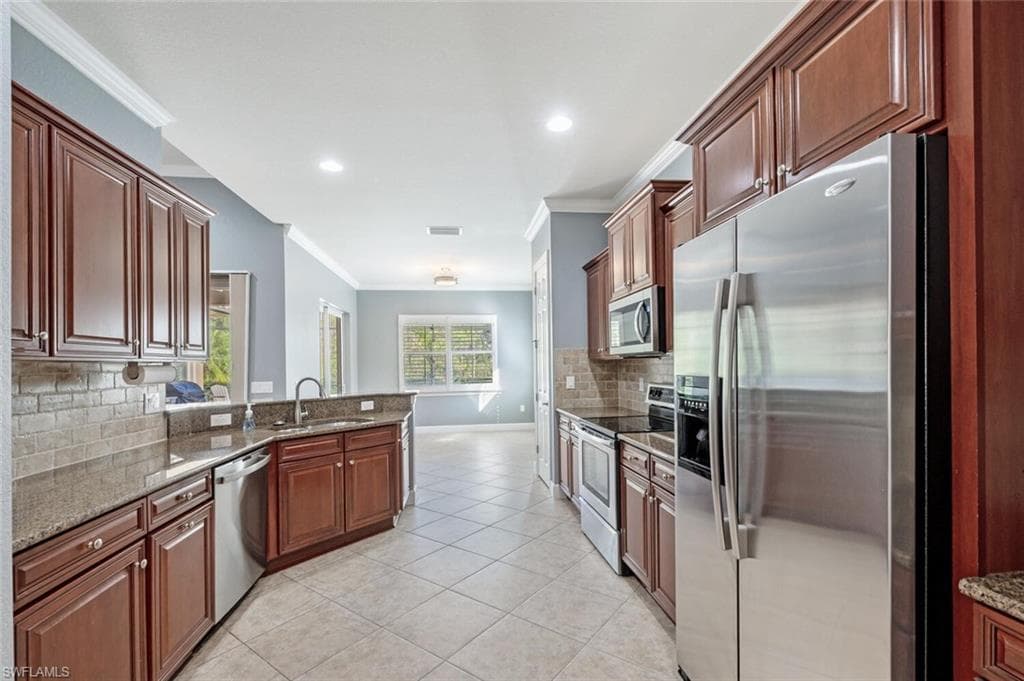 11279 Lithgow LN, FORT MYERS FL 33913-3