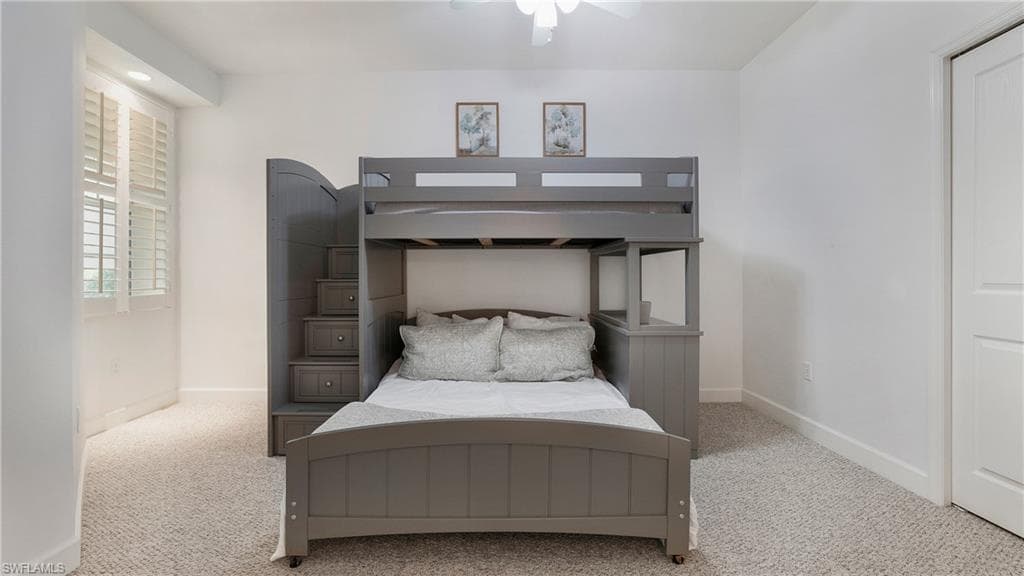 5284 Descanso CT, SARASOTA FL 34238-23