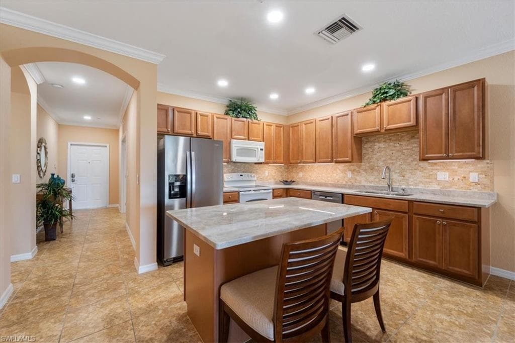 14981 Reflection Key CIR # 322, FORT MYERS FL 33907-5