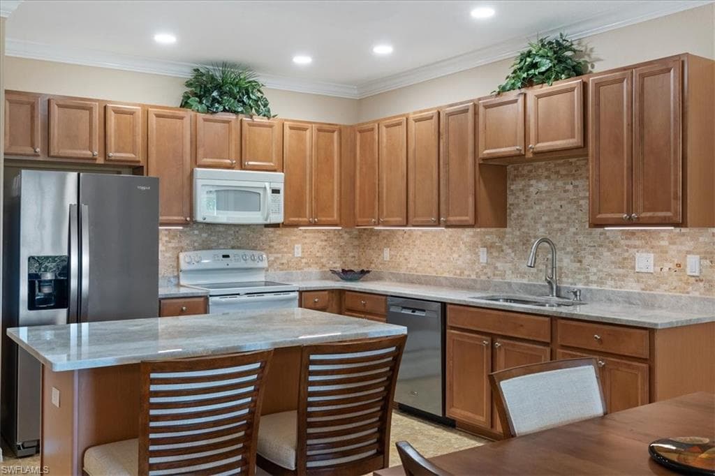 14981 Reflection Key CIR # 322, FORT MYERS FL 33907-6
