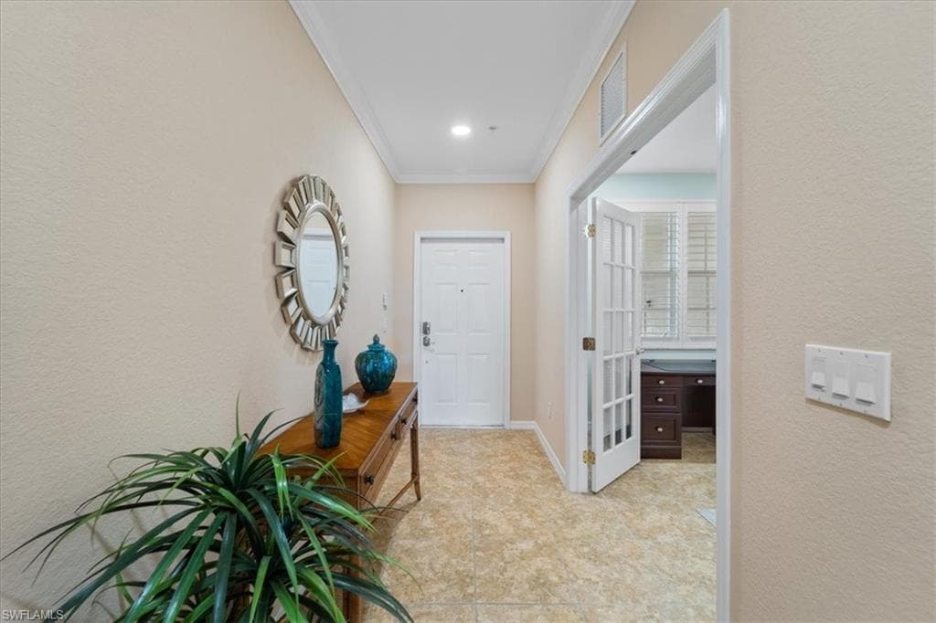 14981 Reflection Key CIR # 322, FORT MYERS FL 33907-27