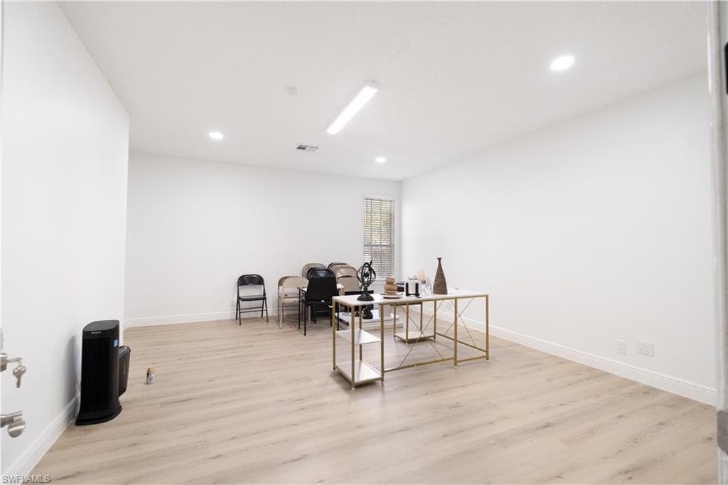 2008 Rookery Bay DR # 1102, NAPLES FL 34114-25