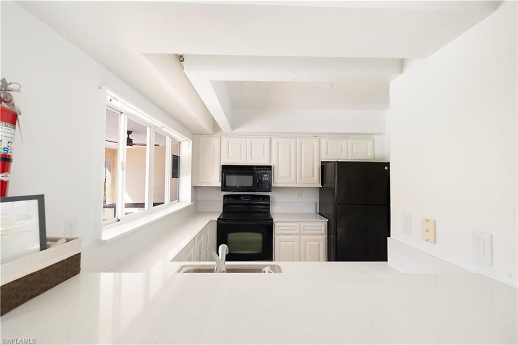 2008 Rookery Bay DR # 1102, NAPLES FL 34114-28