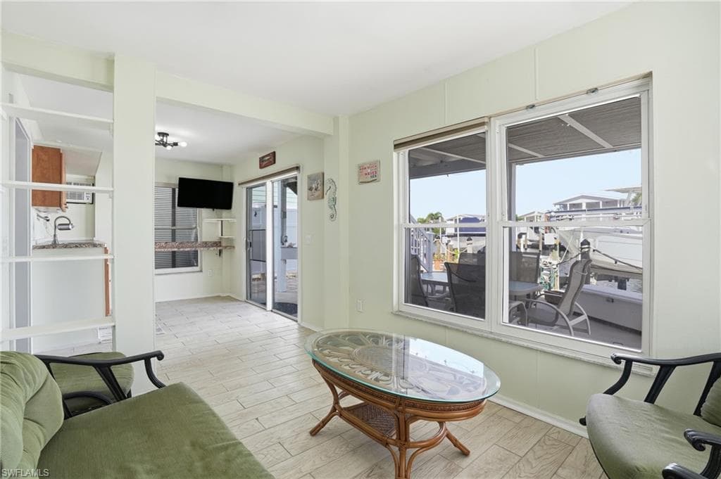 850 Oak ST, FORT MYERS BEACH FL 33931-21