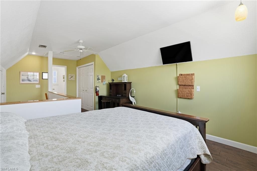 850 Oak ST, FORT MYERS BEACH FL 33931-17