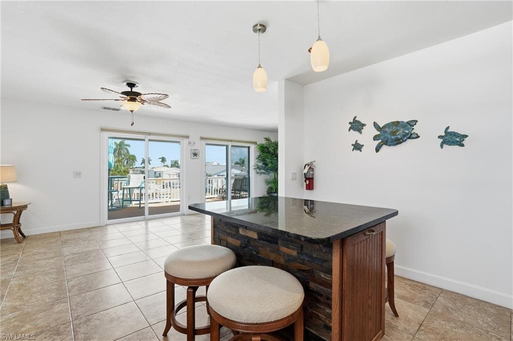 850 Oak ST, FORT MYERS BEACH FL 33931-10