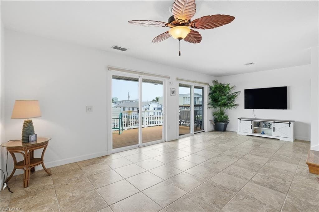 850 Oak ST, FORT MYERS BEACH FL 33931-7