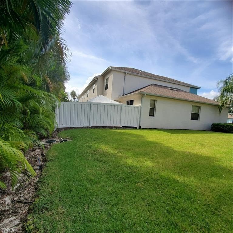 3616 Pine Oak CIR # 101, FORT MYERS FL 33916-1