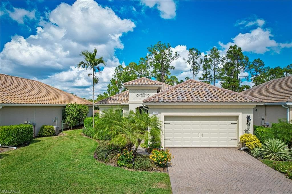 3585 Canopy CIR, NAPLES FL 34120-1
