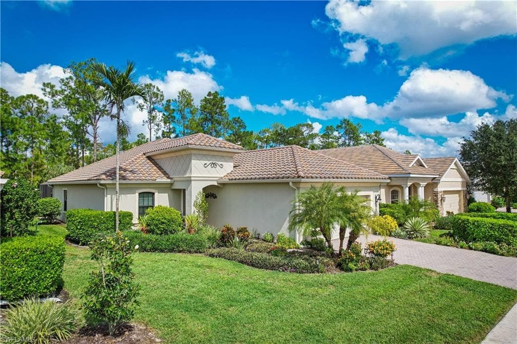 3585 Canopy CIR, NAPLES FL 34120-5