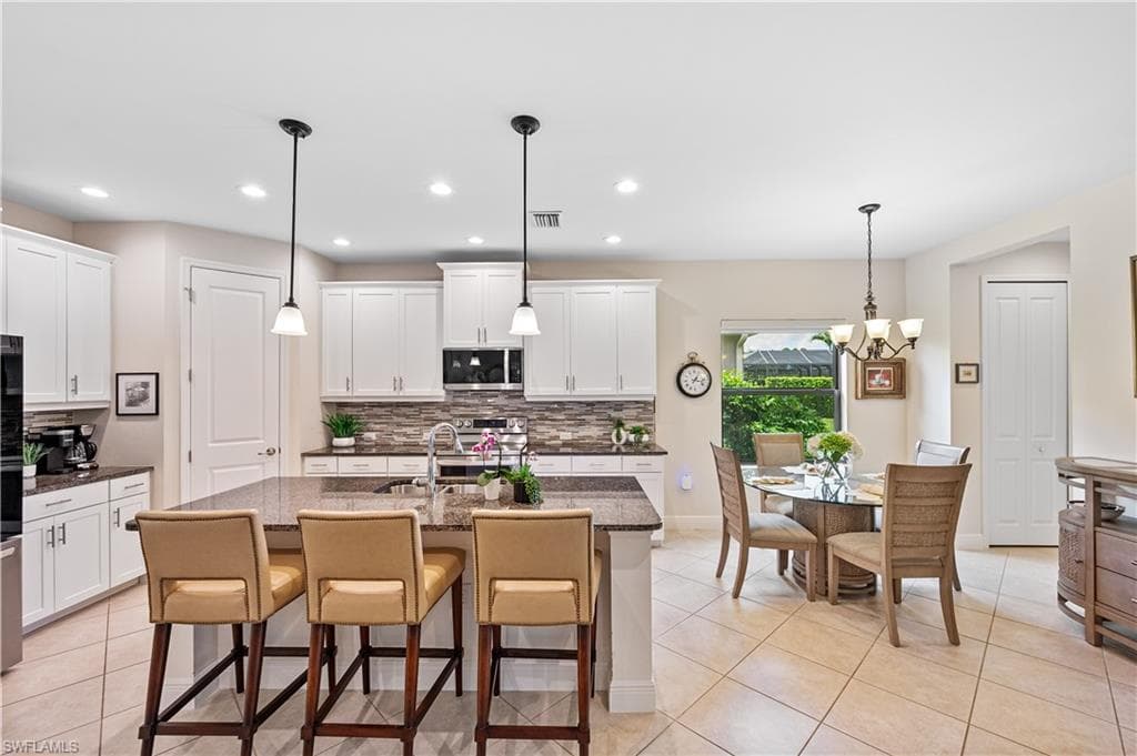 3585 Canopy CIR, NAPLES FL 34120-25