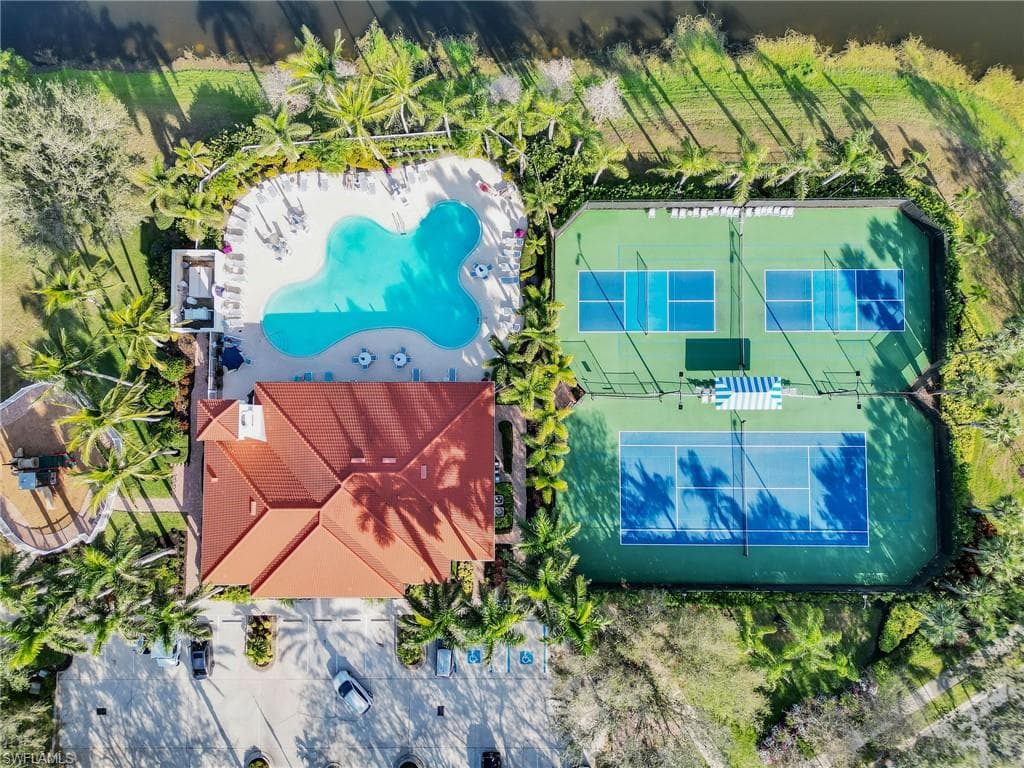 14815 Carducci CT, BONITA SPRINGS FL 34135-41