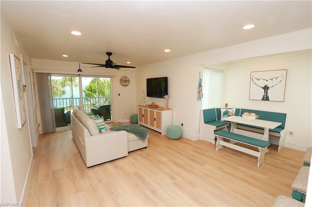 2235 San Marco RD # 204, MARCO ISLAND FL 34145-2