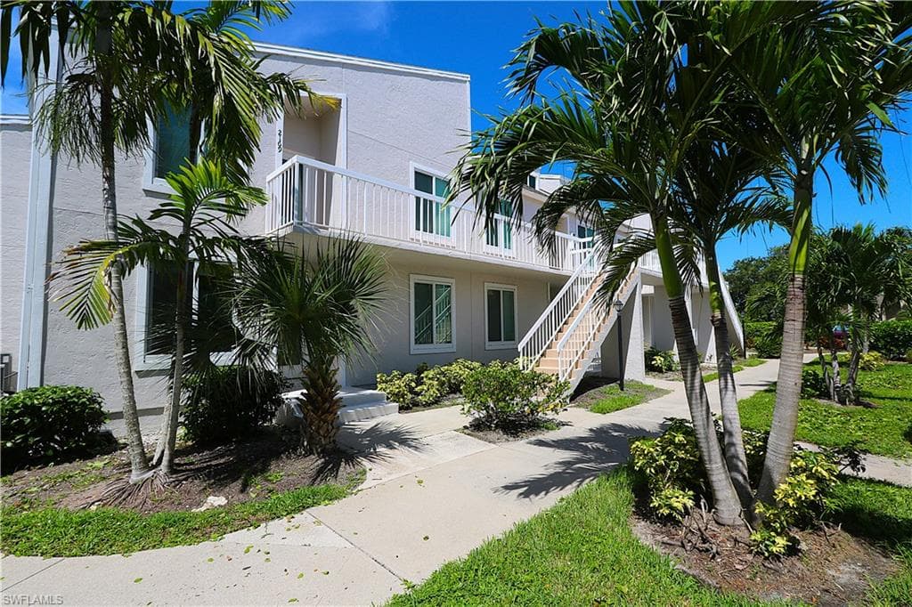 2235 San Marco RD # 204, MARCO ISLAND FL 34145-37