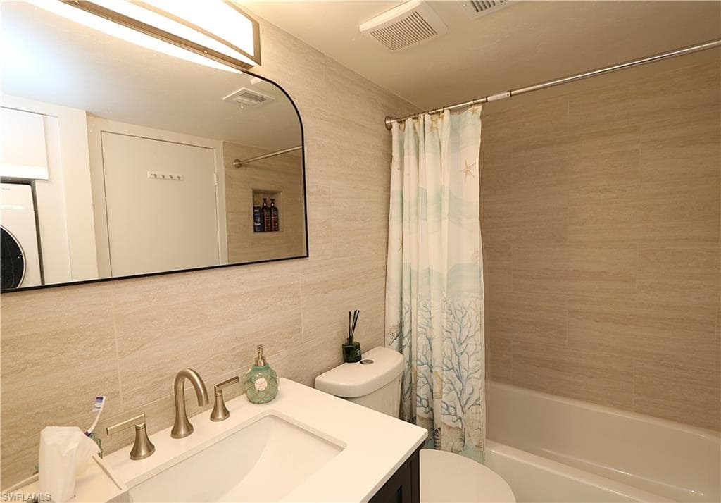 2235 San Marco RD # 204, MARCO ISLAND FL 34145-28