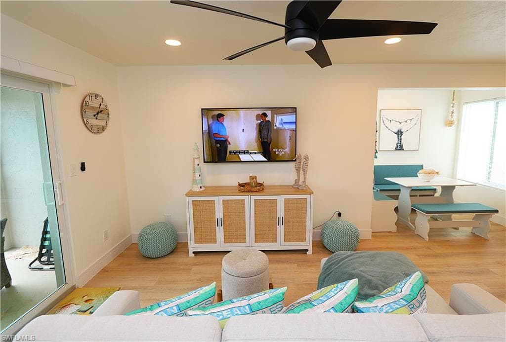 2235 San Marco RD # 204, MARCO ISLAND FL 34145-7