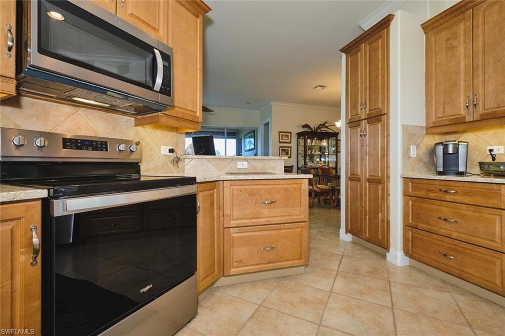 16420 Edgemont DR, FORT MYERS FL 33908-24