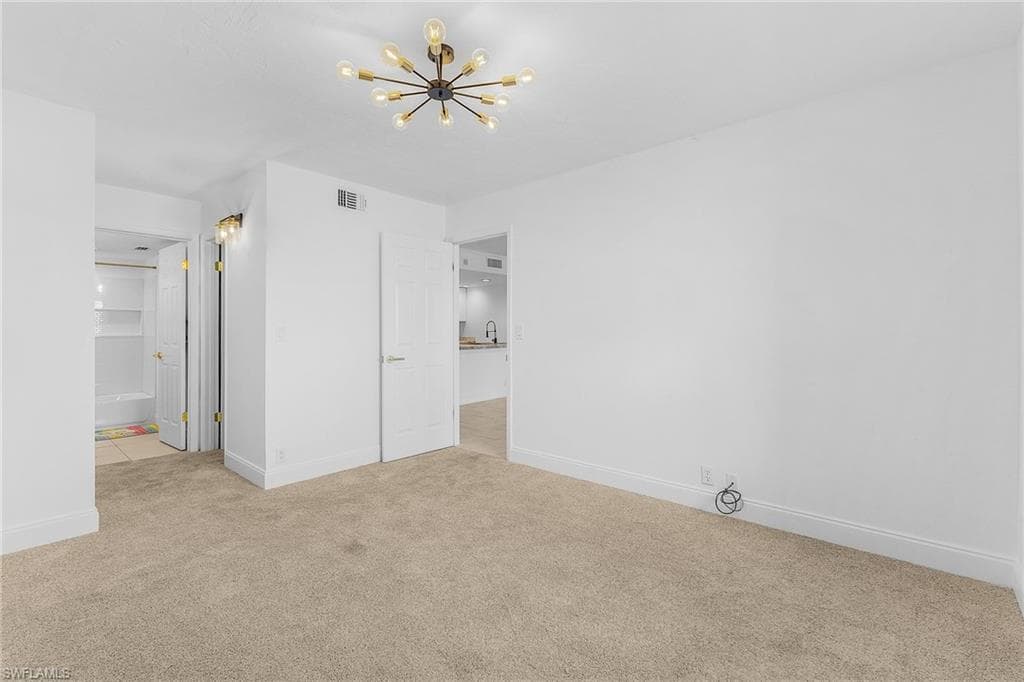 2885 Palm Beach BLVD # 103, FORT MYERS FL 33916-25