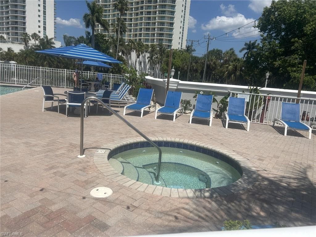 2885 Palm Beach BLVD # 103, FORT MYERS FL 33916-28