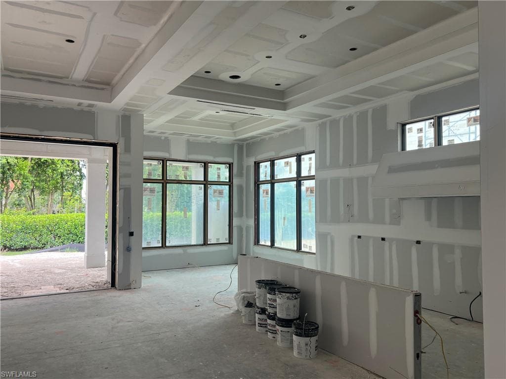 6654 Palisades AVE, NAPLES FL 34109-5