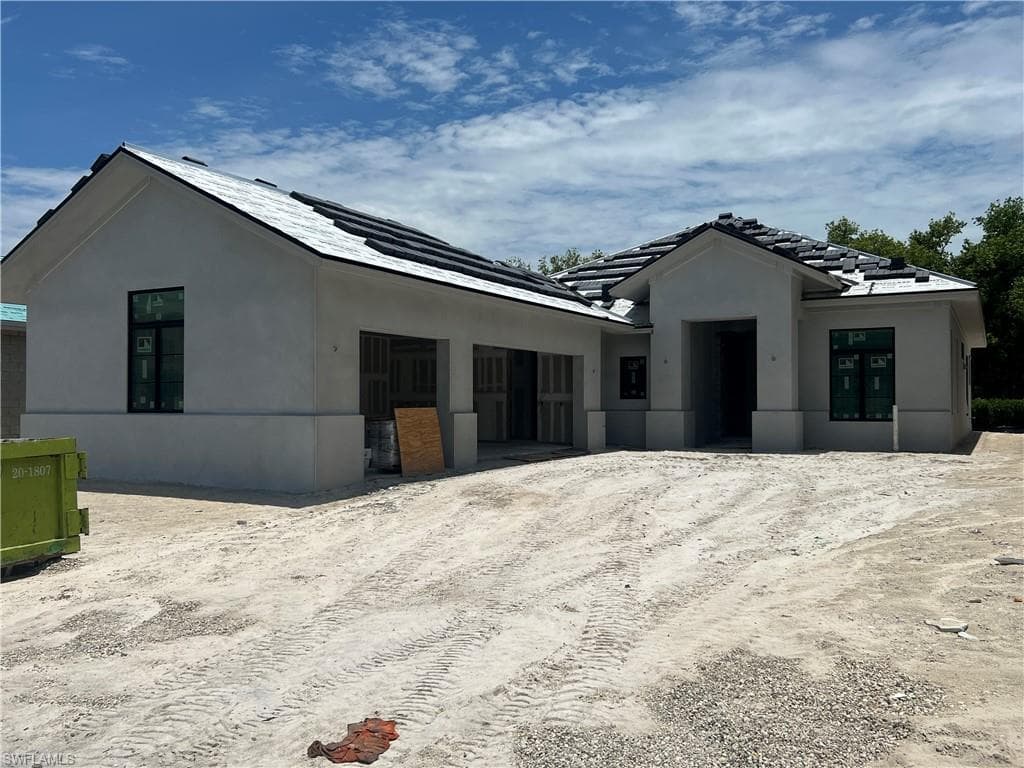 6654 Palisades AVE, NAPLES FL 34109-2
