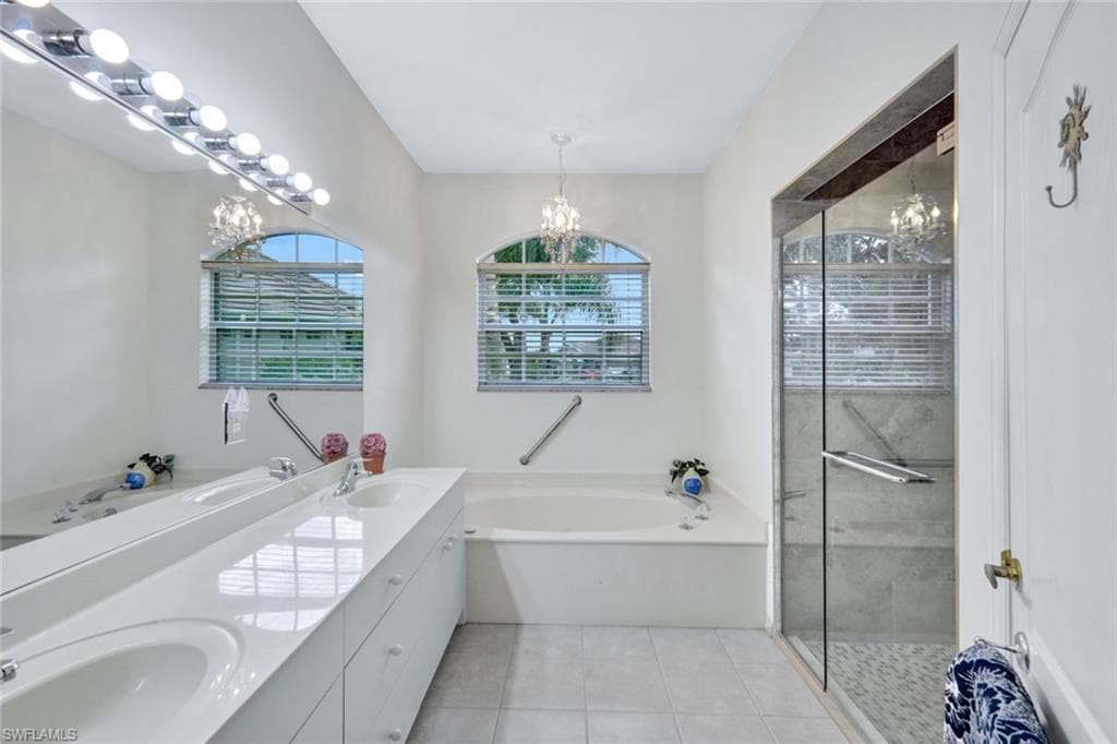 11931 Wedge DR, FORT MYERS FL 33913-19