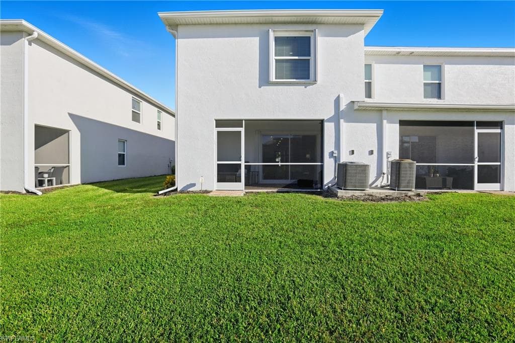 15388 Wildflower CIR, NAPLES FL 34119-35