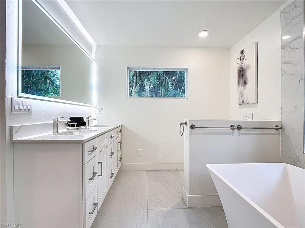 1325 Caloosa Vista RD, FORT MYERS FL 33901-17