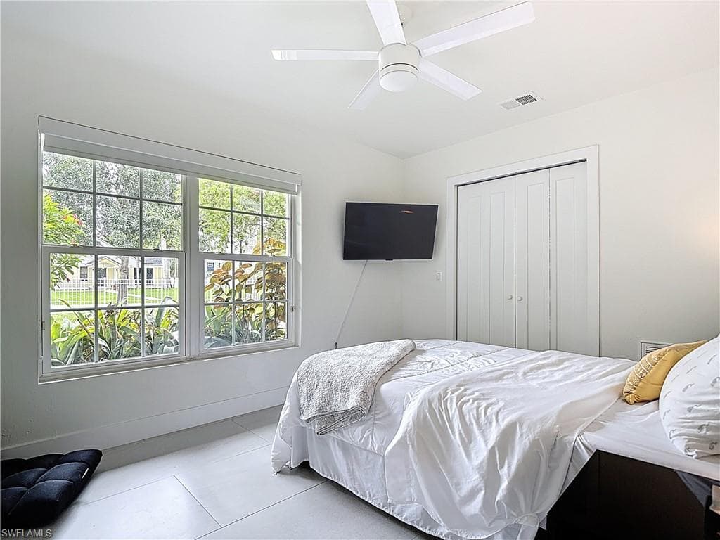1325 Caloosa Vista RD, FORT MYERS FL 33901-18