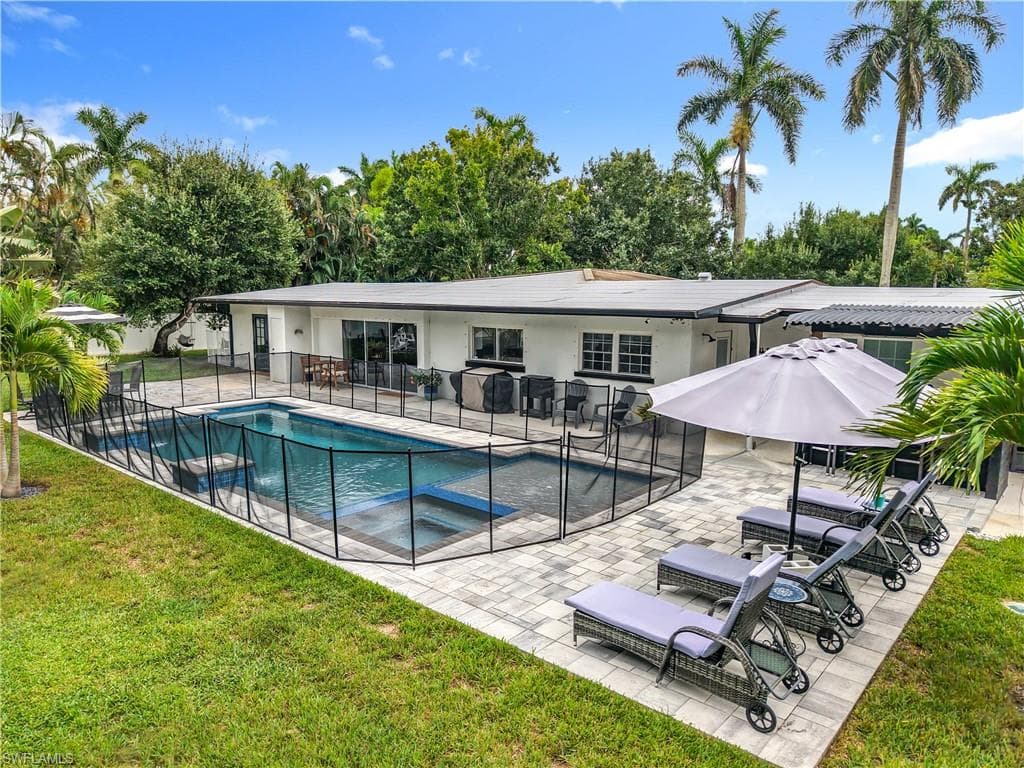1325 Caloosa Vista RD, FORT MYERS FL 33901-29