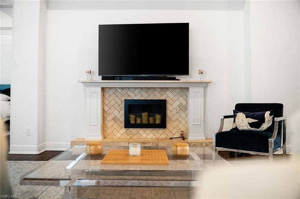 12771 Aviano DR-5