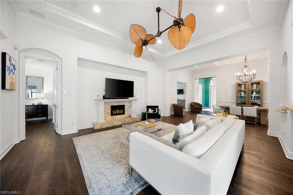 12771 Aviano DR-6