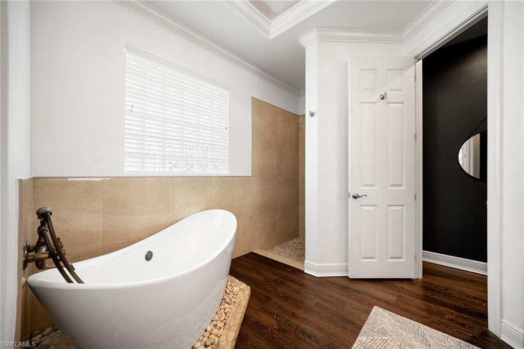 12771 Aviano DR-27