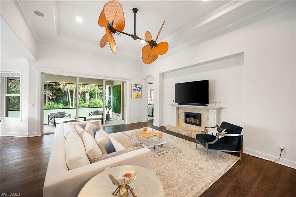 12771 Aviano DR-4