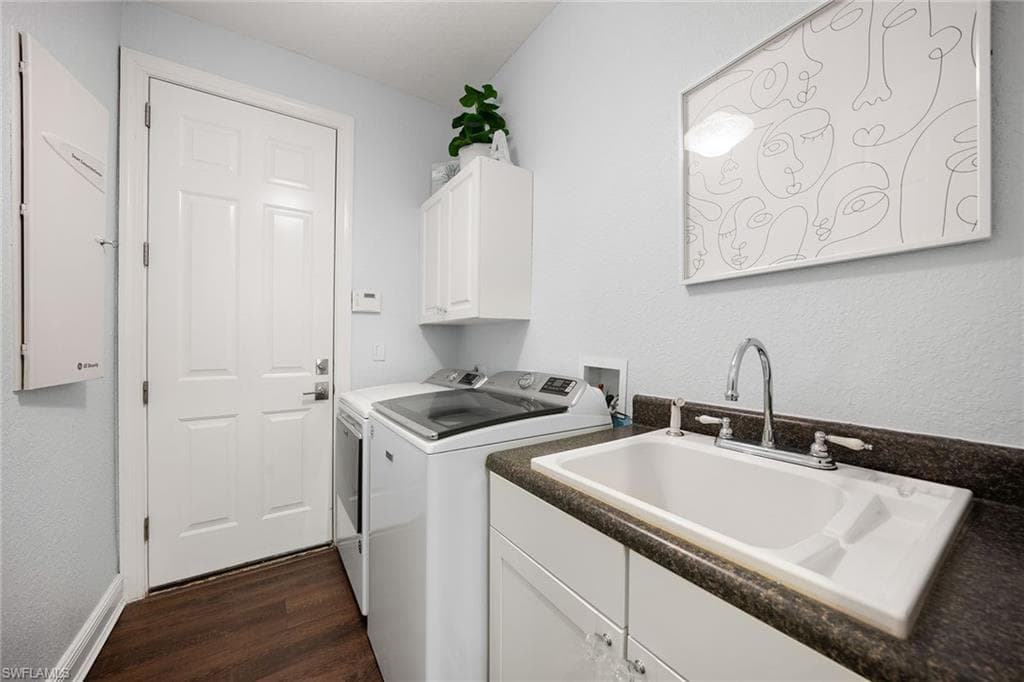12771 Aviano DR-28