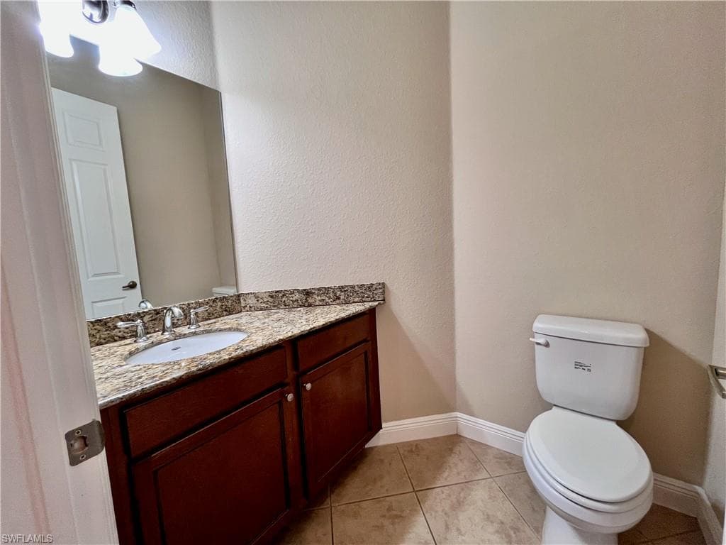 174 Shadroe Cove CIR # 1004, CAPE CORAL FL 33991-15