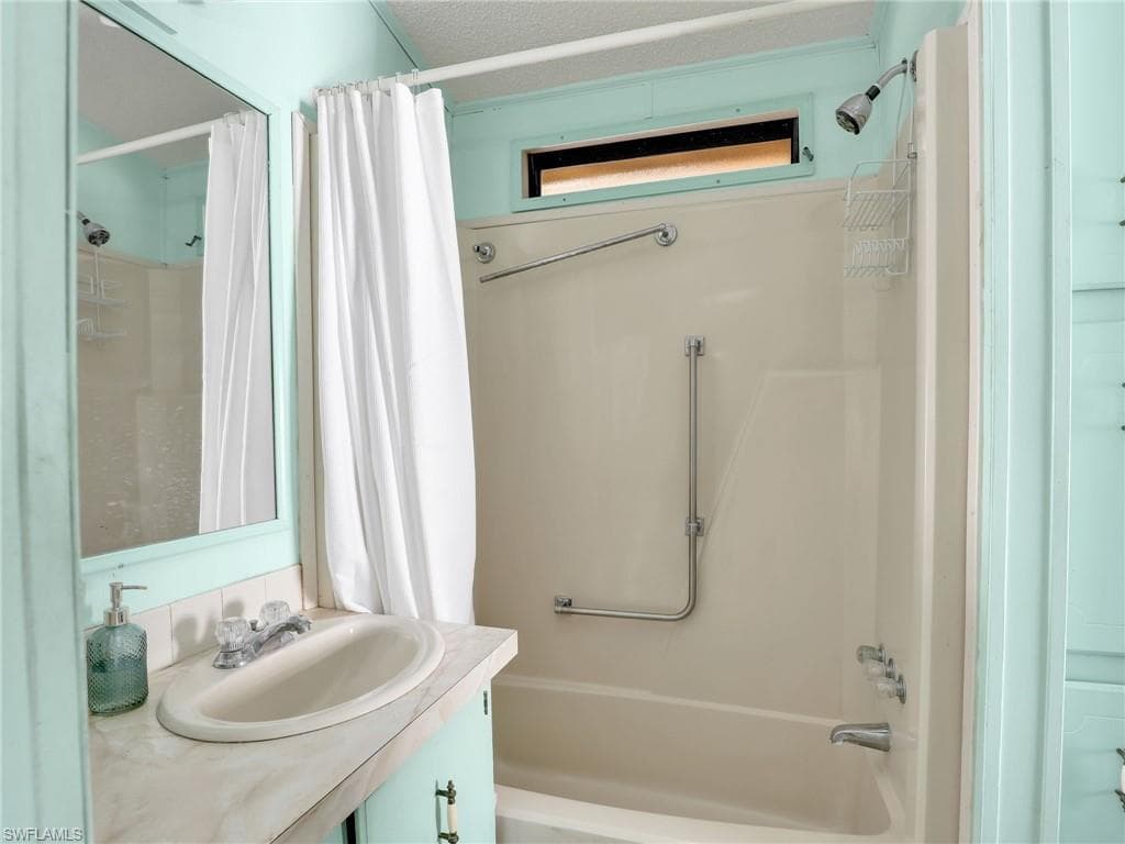 4530 Mayflower WAY E, ESTERO FL 33928-14