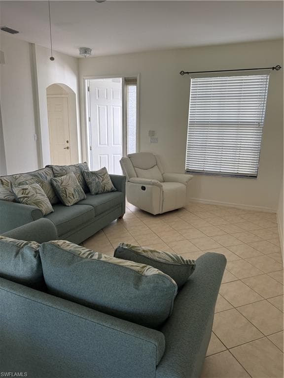 15155 Summit Place CIR # 232, NAPLES FL 34119-15