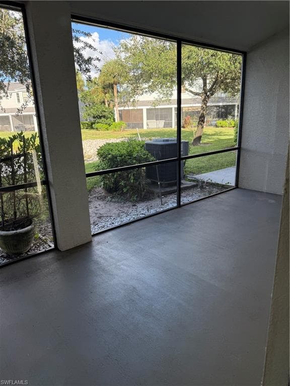 15155 Summit Place CIR # 232, NAPLES FL 34119-30