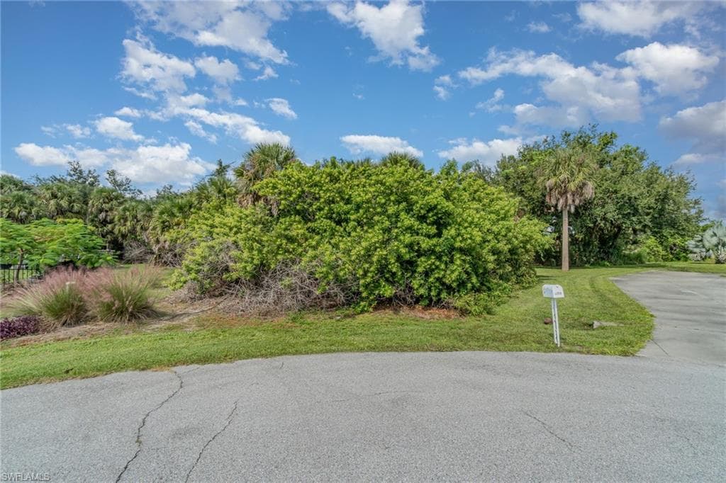 254 Spring DR, ROTONDA WEST FL 33947-2