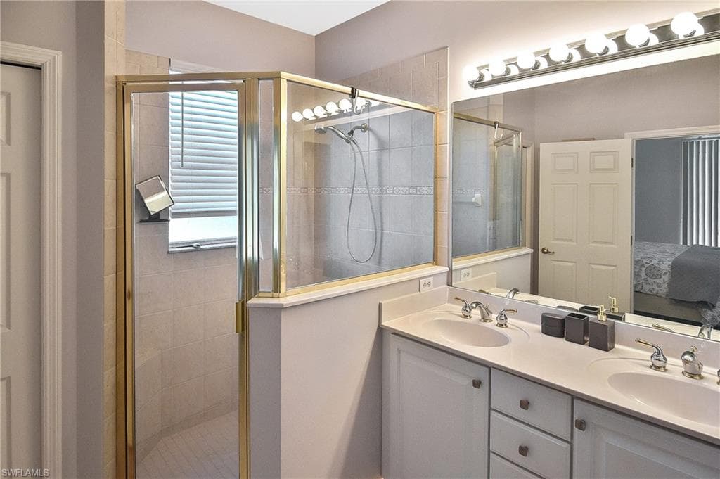 8156 Woodridge Pointe DR, FORT MYERS FL 33912-19