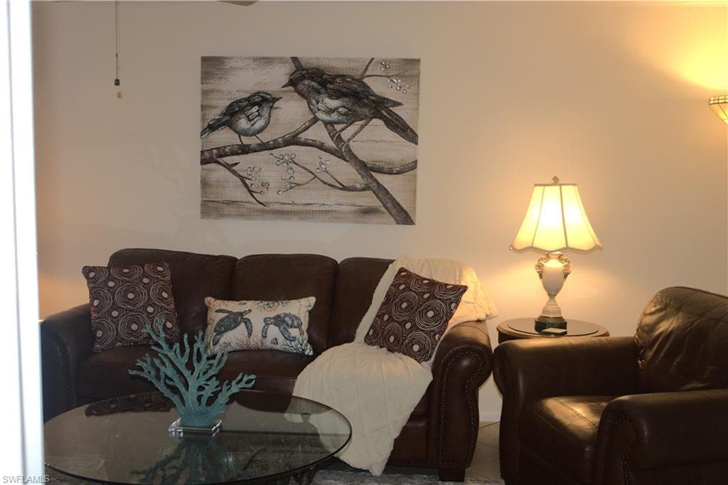 200 Valley Stream DR # 4C, NAPLES FL 34113-6